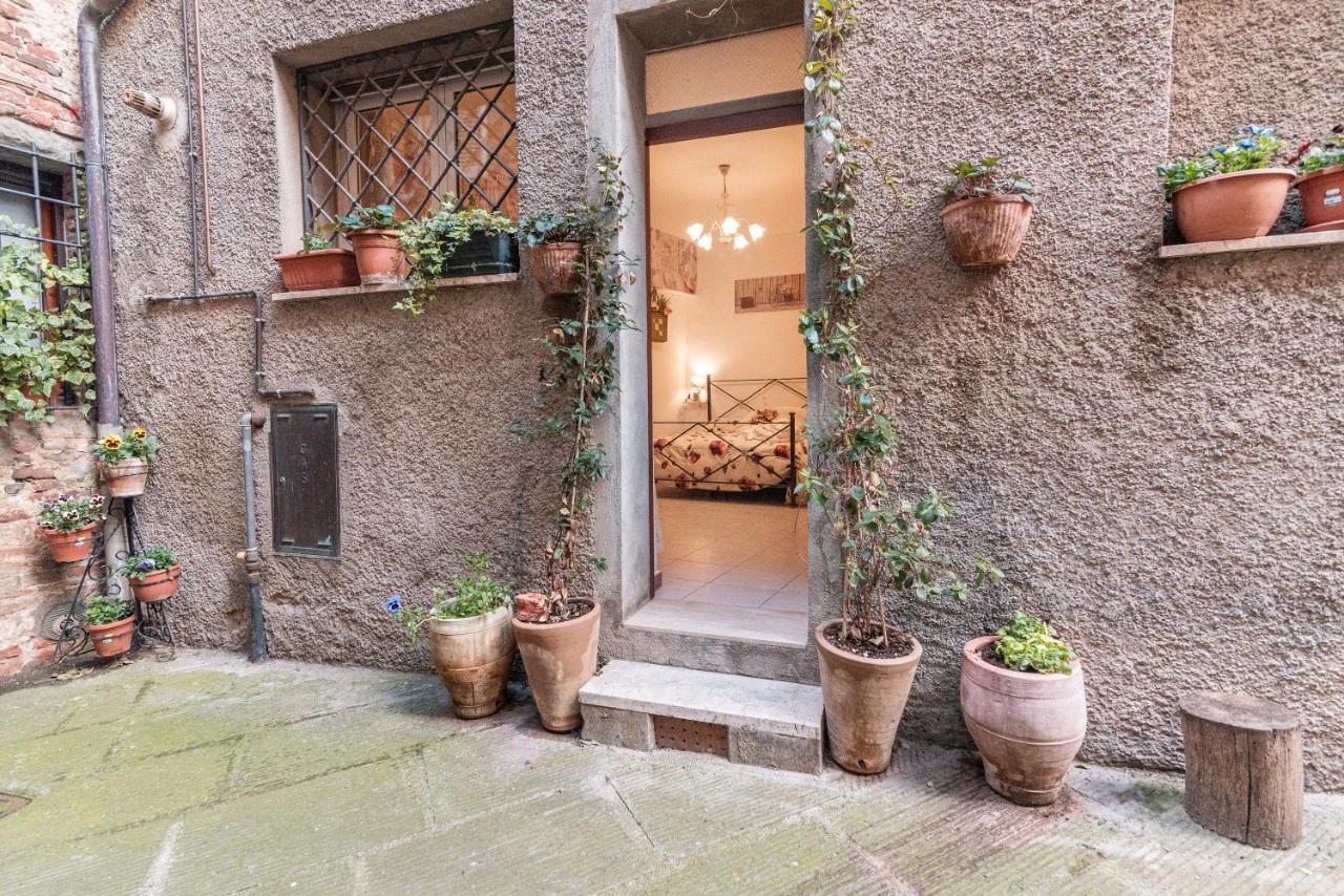 Vicolo Delle Scuole Pie Daire Città della Pieve Dış mekan fotoğraf